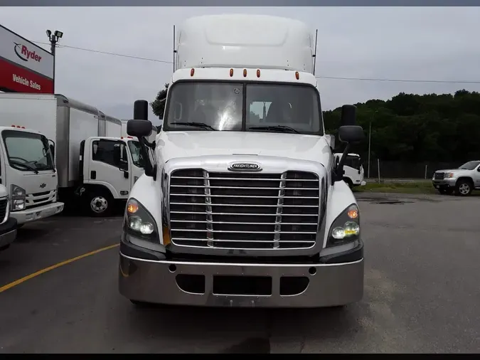 2018 FREIGHTLINER CASCADIA 125