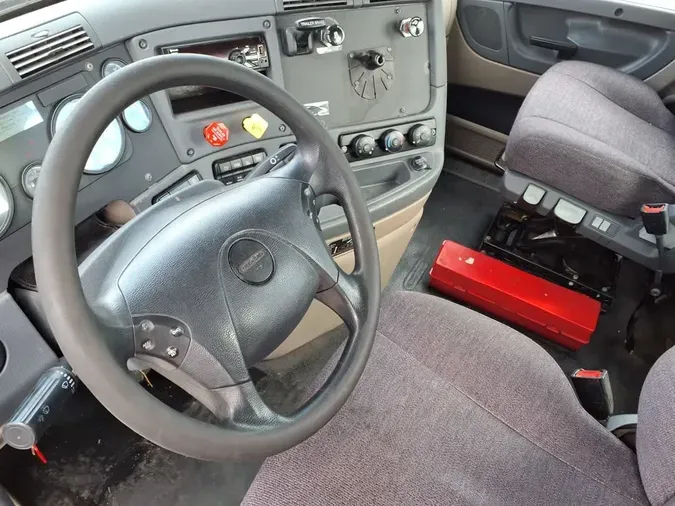 2020 FREIGHTLINER/MERCEDES CASCADIA 113