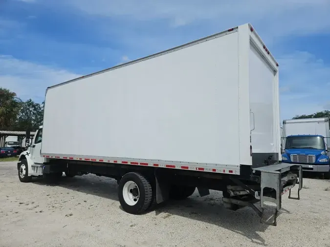 2018 FREIGHTLINER M2 106