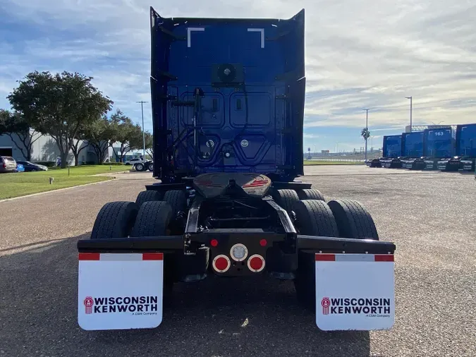 2022 Freightliner Cascadia