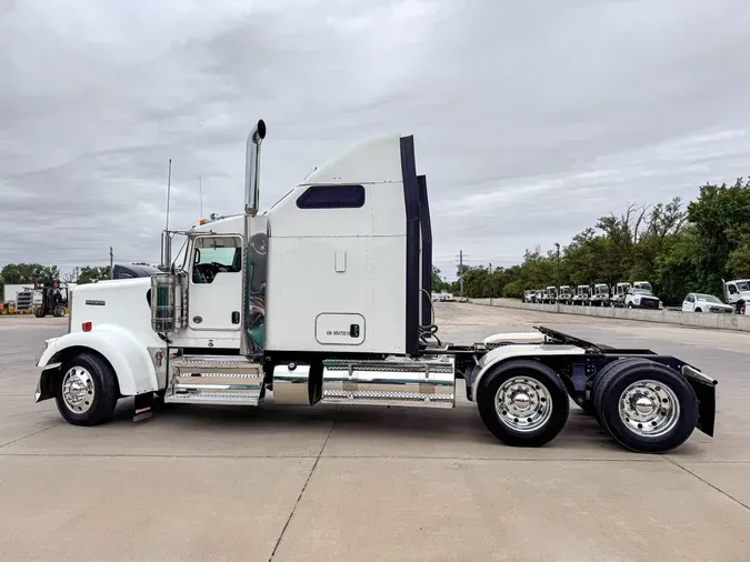 2022 KENWORTH W900L6762b6d24b123ae36172b68162bc6896