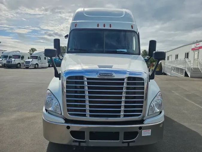 2019 FREIGHTLINER/MERCEDES CASCADIA 125