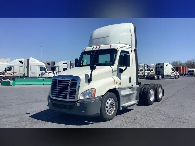 2019 Freightliner Cascadia 125