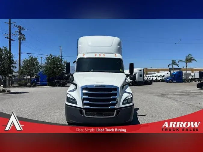 2019 FREIGHTLINER CA126