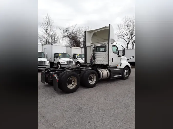 2020 NAVISTAR INTERNATIONAL LT625 DAYCAB T/A