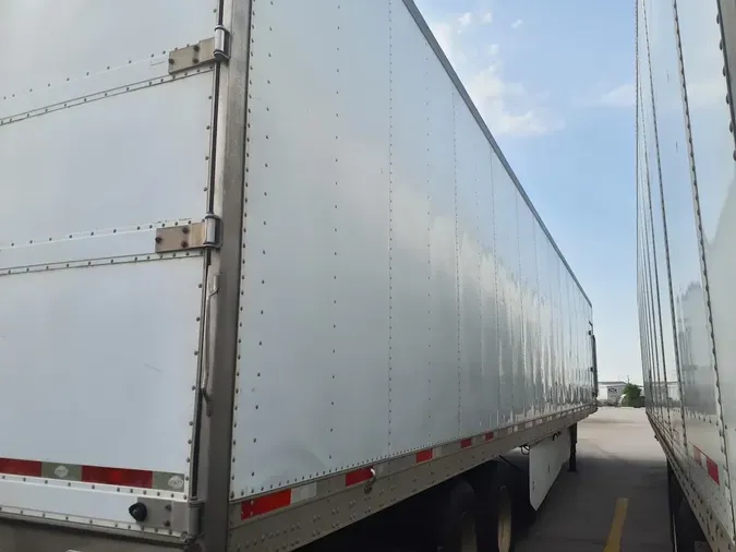 2017 UTILITY TRAILERS VS2RA 53/162/102676e1f42fed77ad734019dd42e041c06