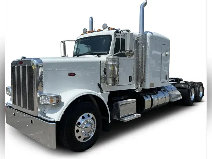 2023 Peterbilt 3896770bc238f5a8b7c8fbf9cb9f15c5e9e