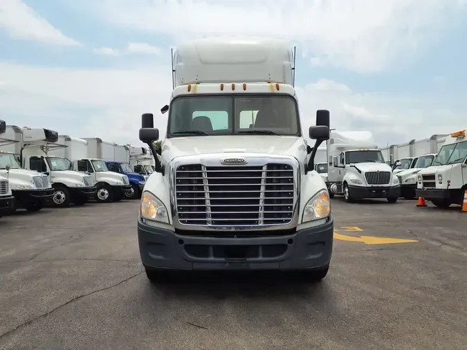 2018 FREIGHTLINER CASCADIA 125