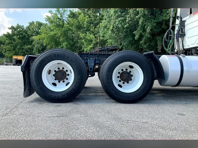 2019 INT LT625 6x4