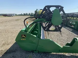 2012 John Deere 635F