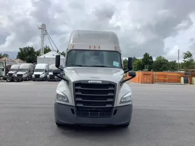 2023 Freightliner Cascadia