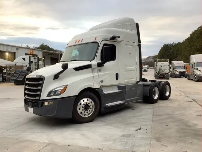 2020 Freightliner Cascadia