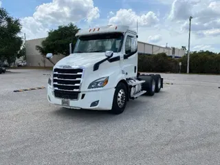 2019 FREIGHTLINER T11664ST