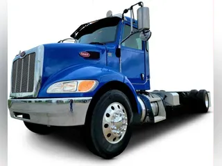 2021 Peterbilt 337