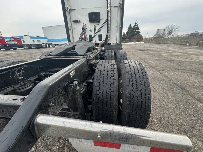 2022 Kenworth T680677fd2ca445b329489fe5bdfe126b712