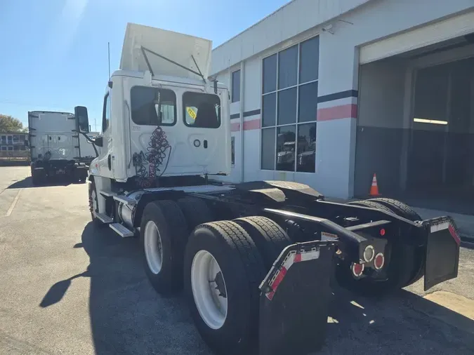 2019 FREIGHTLINER/MERCEDES CASCADIA 125