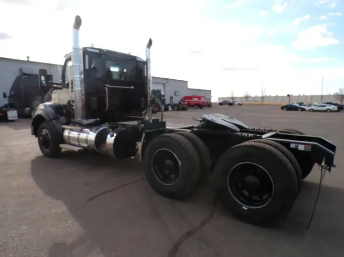 2026 Kenworth T88067827527cbd87d040543b0eb37198112