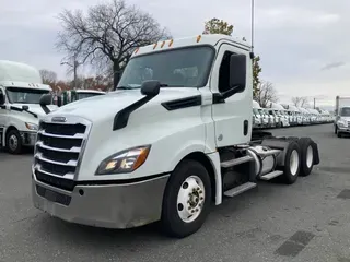 2019 FREIGHTLINER/MERCEDES NEW CASCADIA PX12664