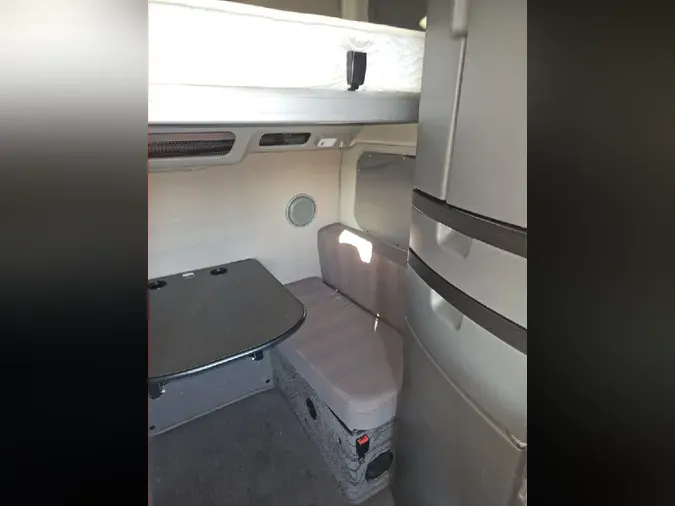 2024 VOLVO VNL64T8606786006d79a66f695035bed8f52936b2