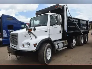 2001 FREIGHTLINER FL112