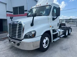 2019 FREIGHTLINER/MERCEDES CASCADIA 125