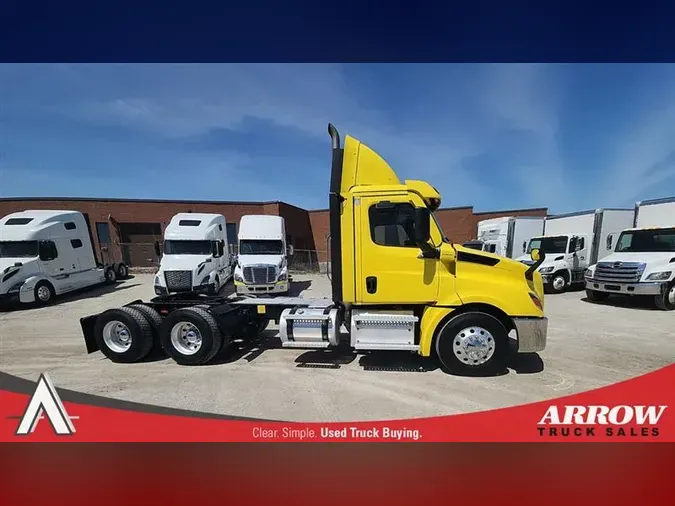 2021 FREIGHTLINER CA126