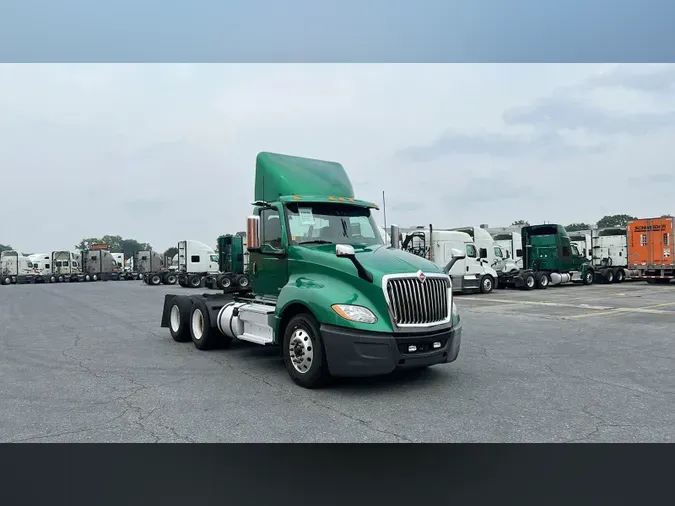 2020 International LT6790ae1020963ffe43469bca7b1892bb
