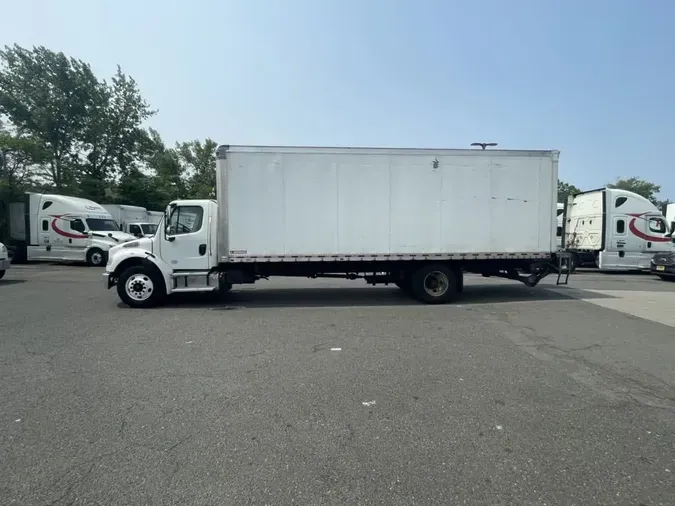 2018 FREIGHTLINER M2 106