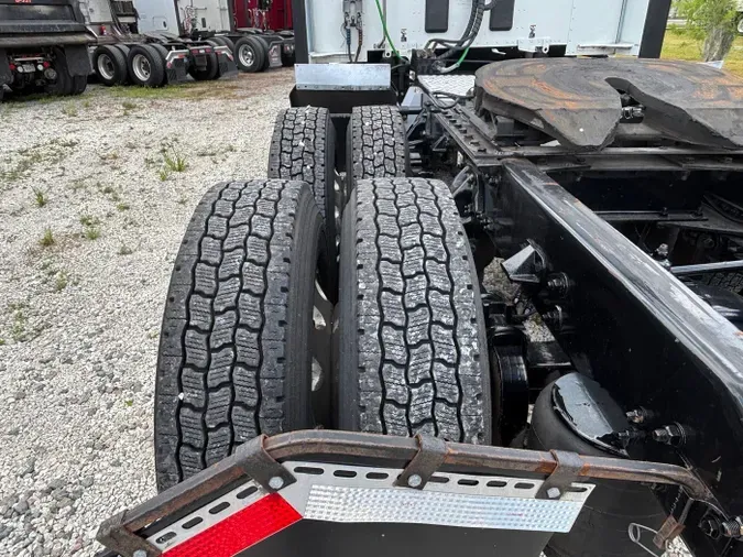 2022 Kenworth T680