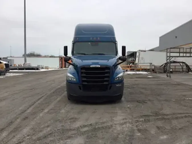 2022 Freightliner Cascadia