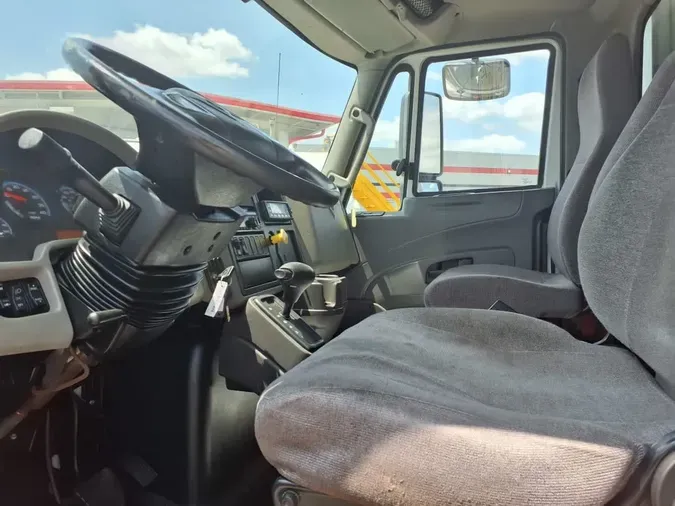 2019 NAVISTAR INTERNATIONAL 4300