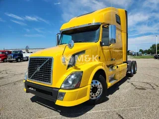 2012 VOLVO VNL64T670