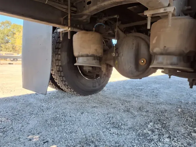 2019 FREIGHTLINER/MERCEDES M2 106