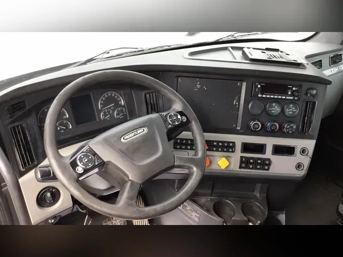2020 Freightliner Cascadia 12667a49c9aea6b73bf9b2f7408a8bc4647