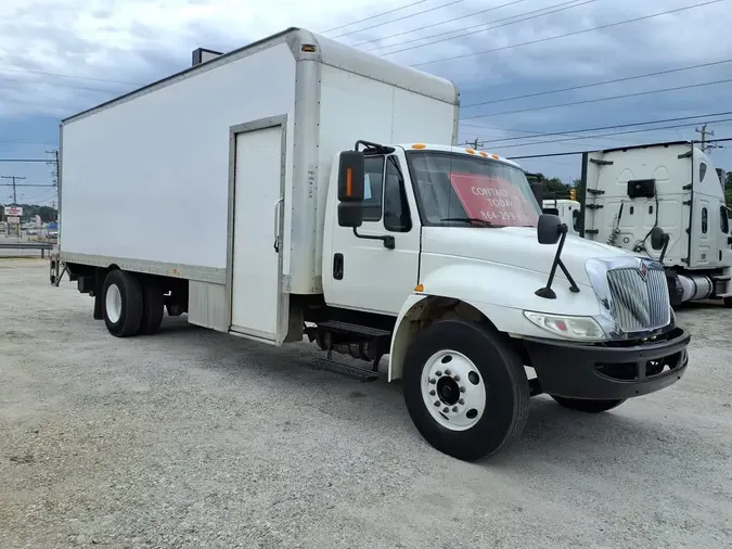 2018 NAVISTAR INTERNATIONAL 4300 LP