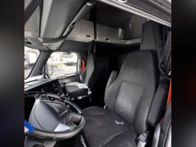 2020 FREIGHTLINER NEW CASCADIA PX12664