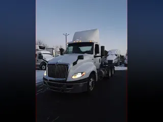 2019 NAVISTAR INTERNATIONAL LT625 DAYCAB T/A