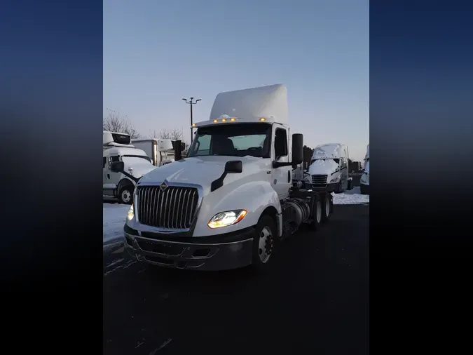 2019 NAVISTAR INTERNATIONAL LT625 DAYCAB T/A67aae70e3fdf40c30b3d365e5d74d533
