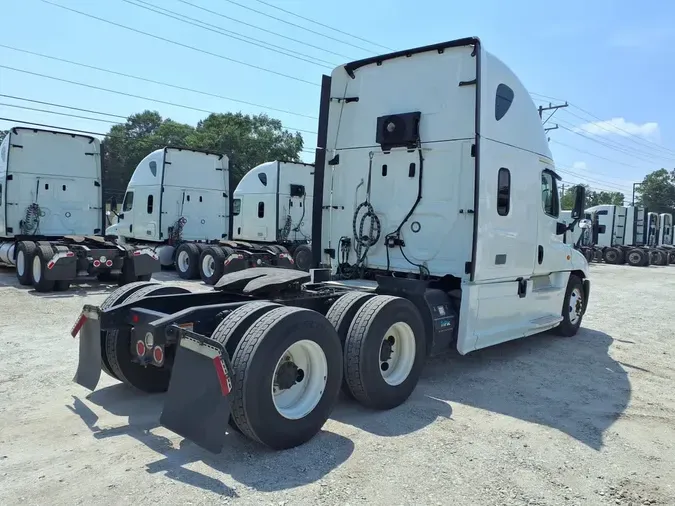 2020 FREIGHTLINER CASCADIA 125