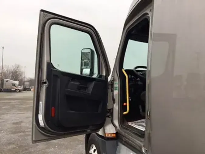 2023 Freightliner Cascadia