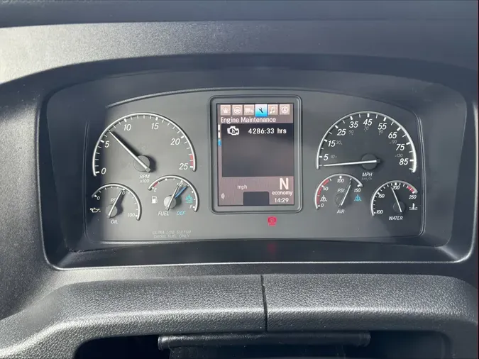 2024 Freightliner Cascadia 12667b0000e2e02fd6f7983964b3d72545a