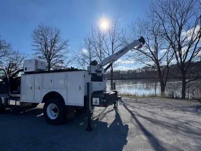 2025 Ford F-750SD