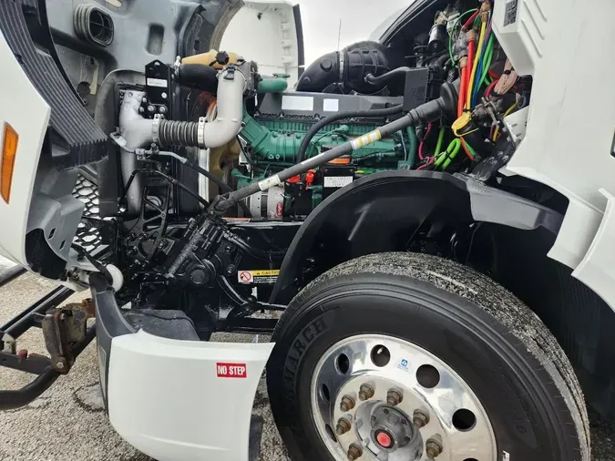 2021 VOLVO VNL64T74067b6384551fbcb41fdfb6a091f5ec13b