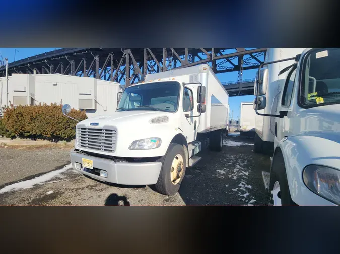 2016 FREIGHTLINER/MERCEDES M2 106