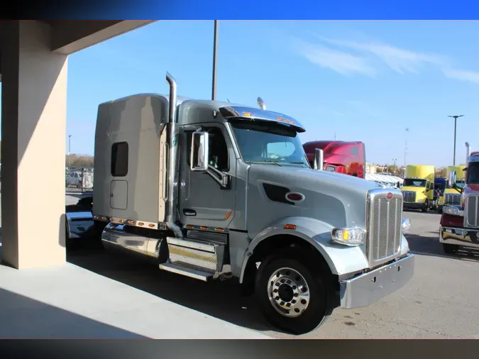 2019 Peterbilt 567