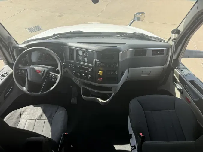 2022 Peterbilt 579