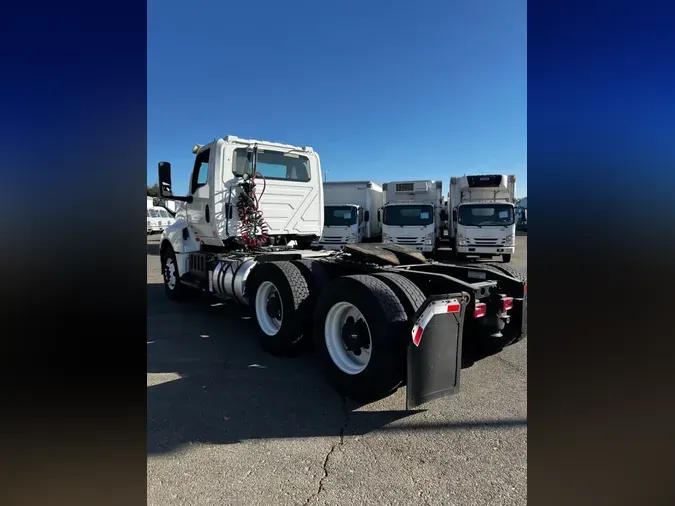 2018 NAVISTAR INTERNATIONAL LT625 DAYCAB T/A