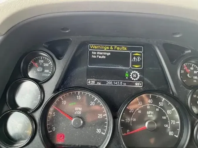 2021 Peterbilt 579