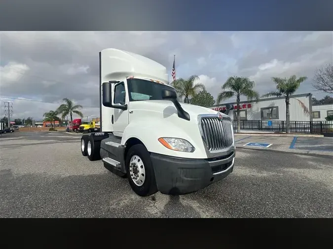 2021 INTERNATIONAL LT