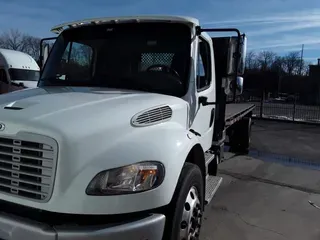 2018 FREIGHTLINER/MERCEDES M2 106